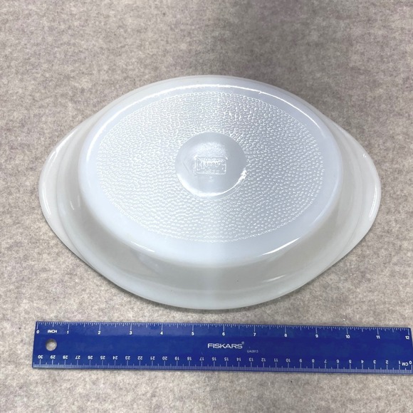 Vintage Glasbake USA Milk Glass Oval Divided Casserole Baking Serving Dish J-239 - Picture 2 of 6